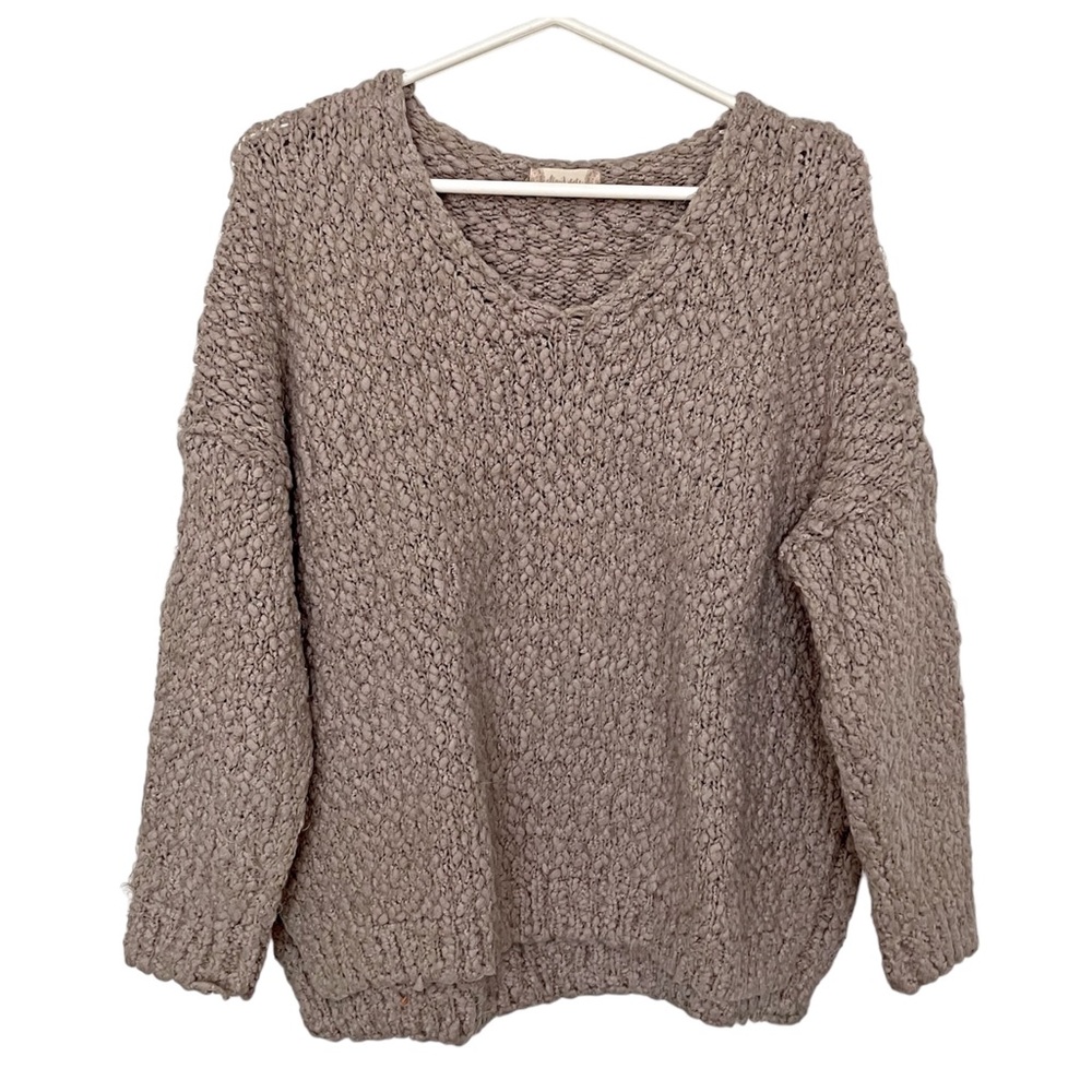Altar’d State Tan Chunky Knit Eyelash V-Neck Pullover Sweater Size S/M